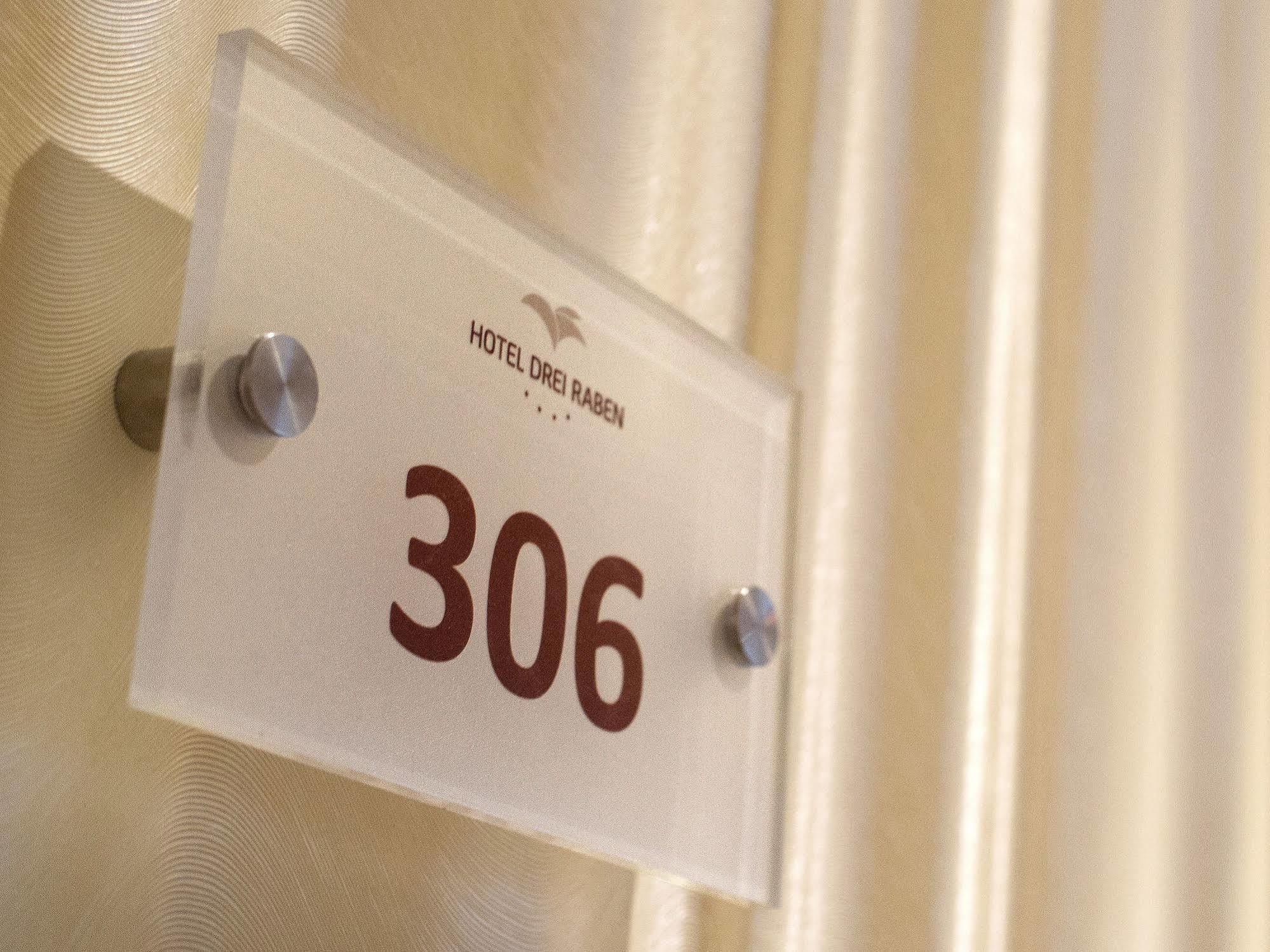Hotel Drei Raben 4*
